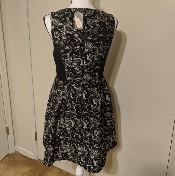 Forever 21 size Medium black & silver dress - Picture 6 of 9